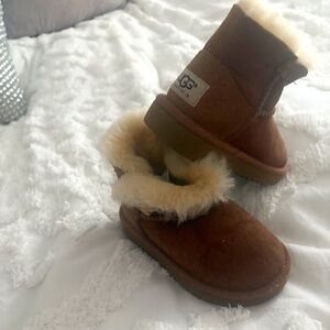 Ugg Boots Toddler Girls size *